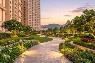 Jogging Track at Hiranandani Hills